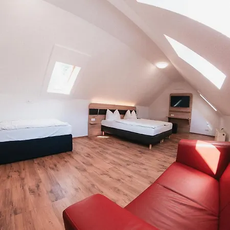 Palais Motel *