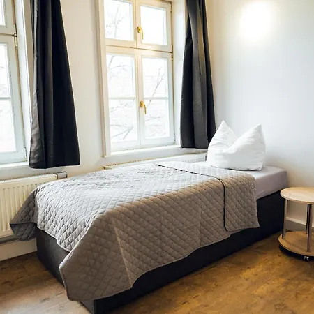 Palais Motel *